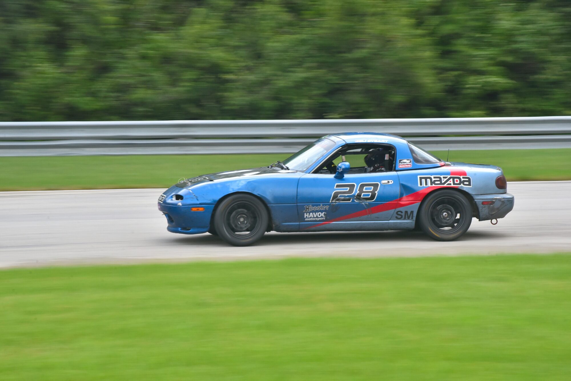 Spec Miata No. 28 cornering